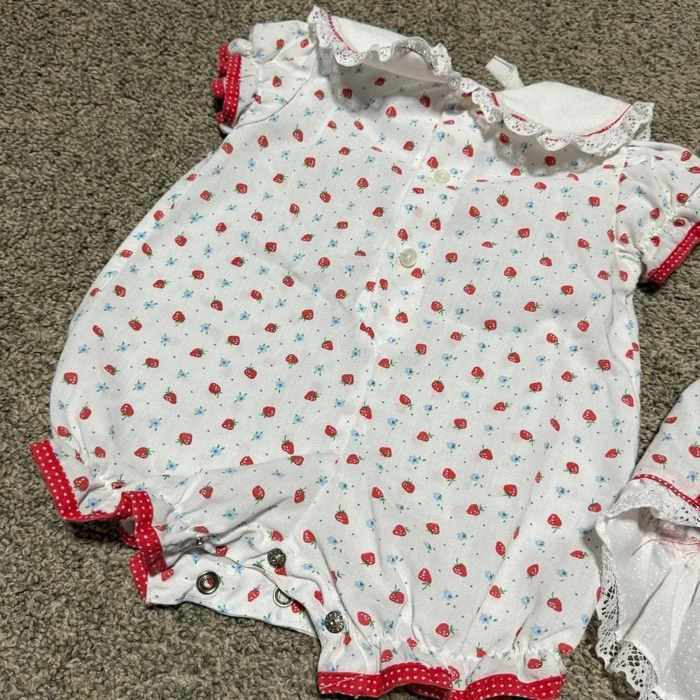 Vintage Baby Girls 9-12M Strawberry Romper Apron Set Cottagecore